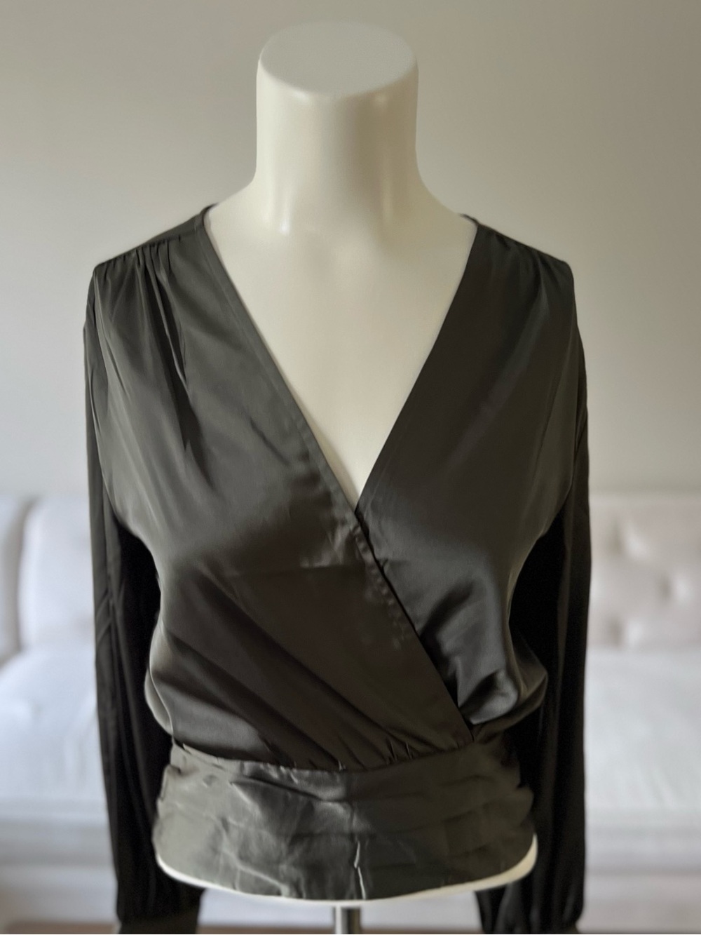 Express NWT Satin Faux Wrap Blouse XS Olive Green Balloon Sleeve